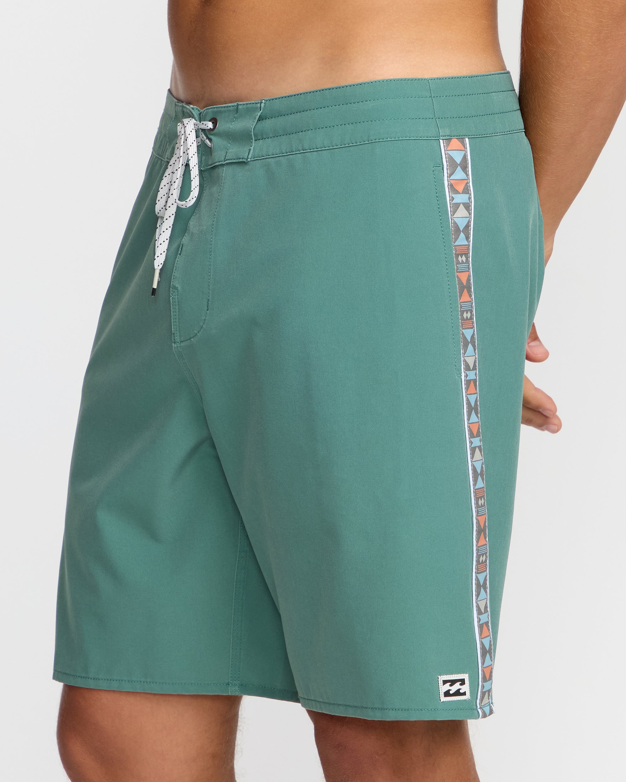 Wategos Lo Tide 19 Boardshorts - Sage Green